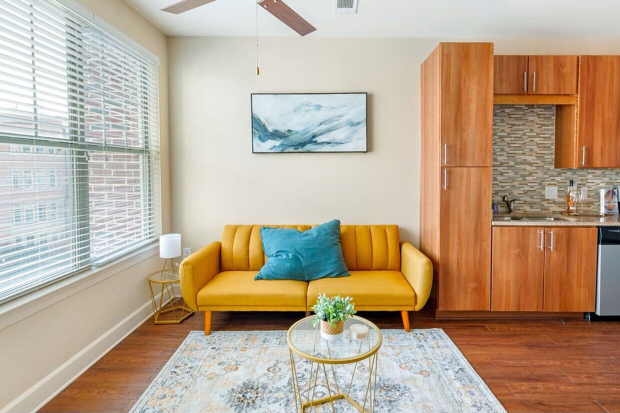 Foto principal - 210 30th Ave N