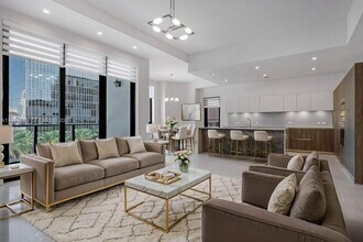 Building Photo - 275 Giralda Ave