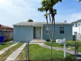 Building Photo - 2975 SW 25th Ter
