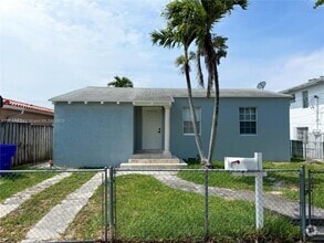 Building Photo - 2975 SW 25th Ter