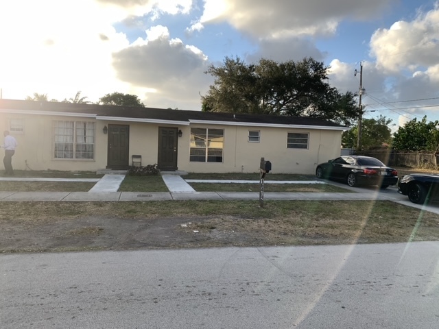 Front Entrance - 16402 NW 38th Pl