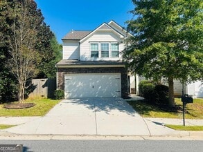 Building Photo - 40 Newnan Lakes Dr