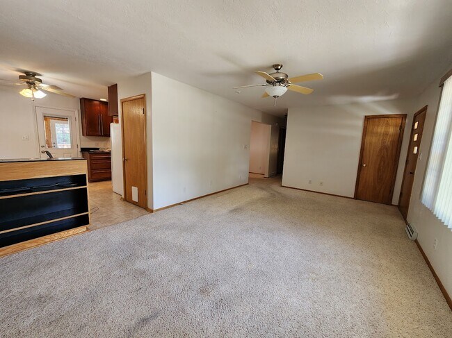 Building Photo - 3502 Veralta Dr