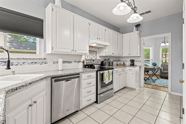 Building Photo - 3317 Cooper Branch E