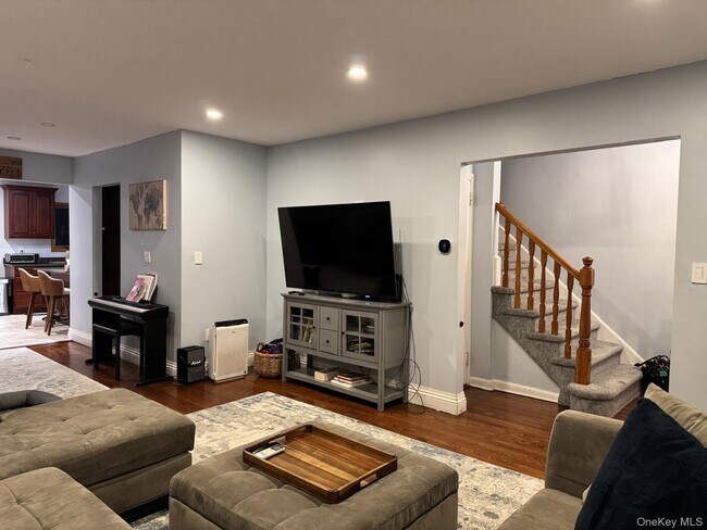 Foto del edificio - 48 Jefferson Rd