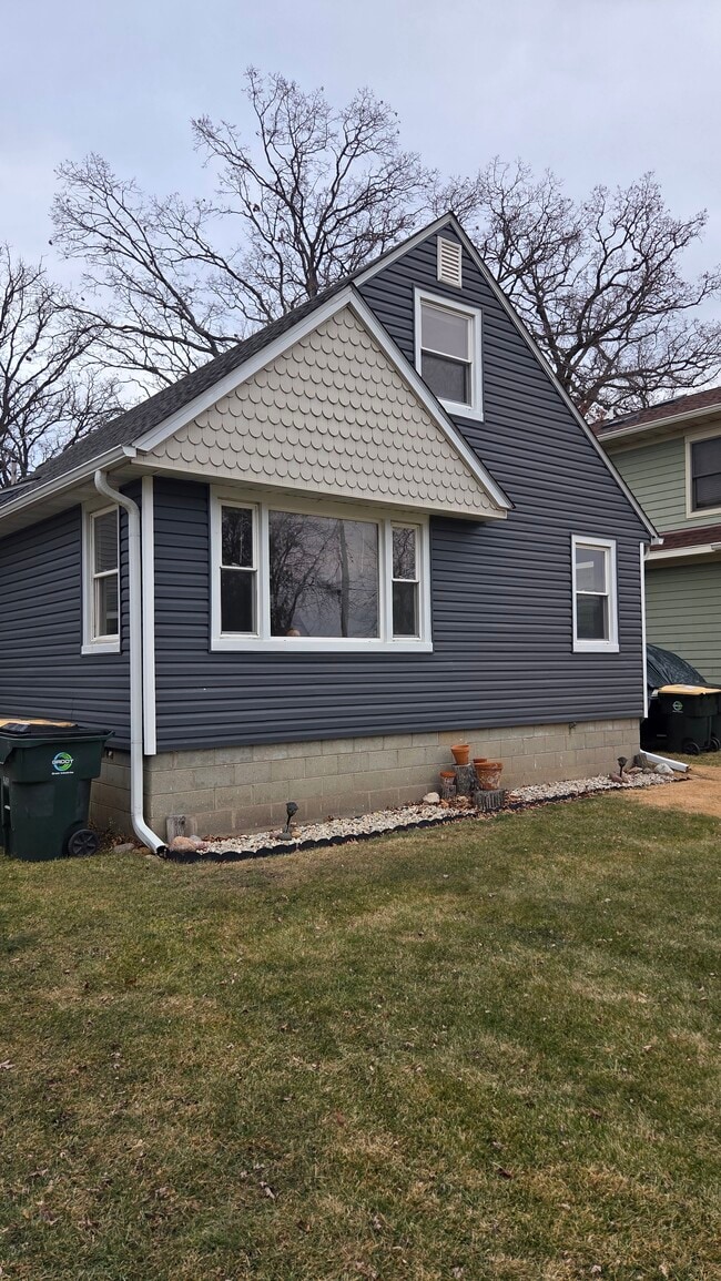 Building Photo - 1123 Lucille Ave