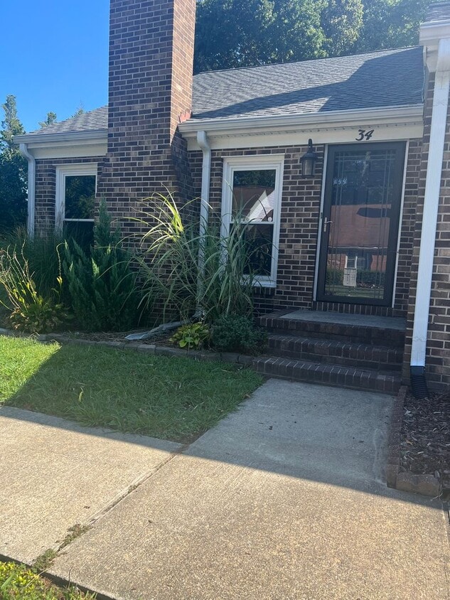 Primary Photo - 34 Lighthouse Way