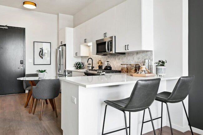 Building Photo - Logan Apartments