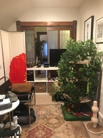 Foto principal - 1899 Hyde Park Ave