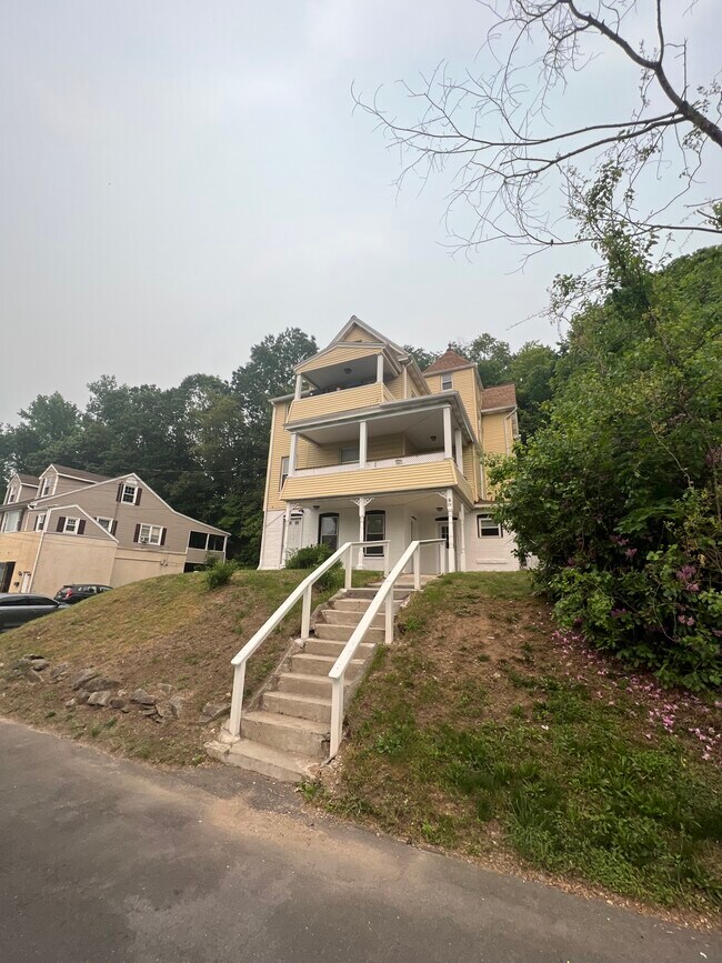 24 N Spring St Unit 1, Ansonia, CT 06401 Apartments in Ansonia, CT