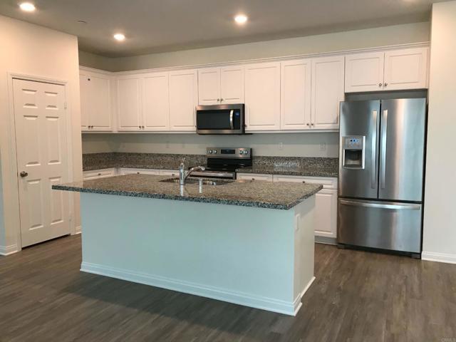 Foto del edificio - 365 Fitzpatrick Rd