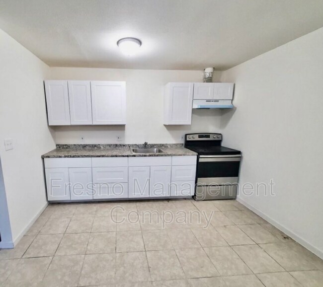 441 S Dearing Ave Unit M, Fresno, CA 93702 Condo for Rent in Fresno