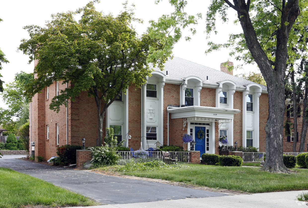 Primary Photo - Rockspring Apartments