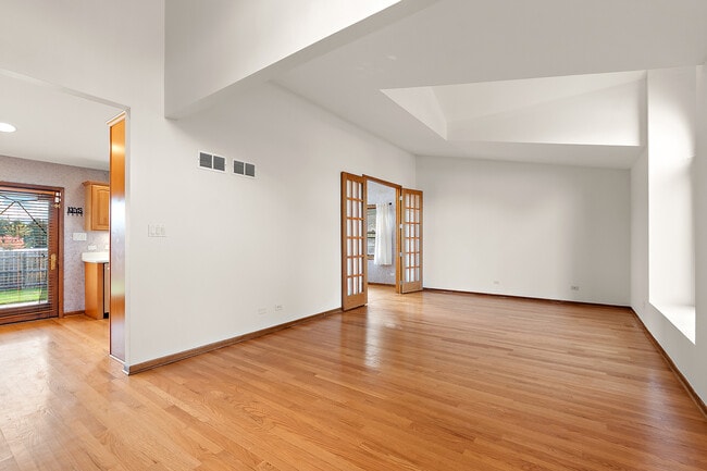 Building Photo - 17709 Peacock Ln