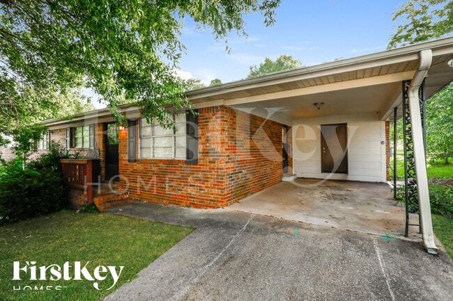 Foto del edificio - 5562 Hood St