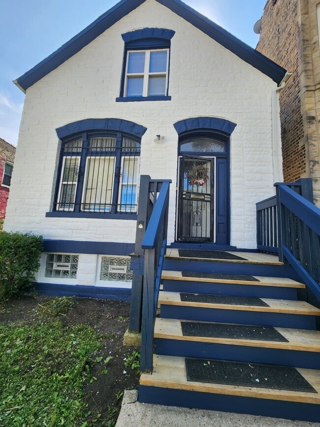 Foto del edificio - 2825 W Lexington St