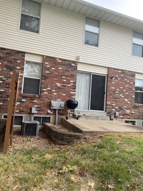 Patio trasero exterior - 881 Boca Raton Dr