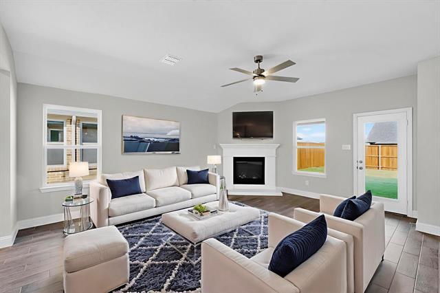 Building Photo - 733 Fencerow Trl