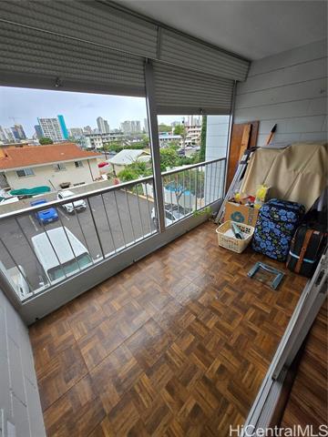 Foto del edificio - 910 Kapahulu Ave