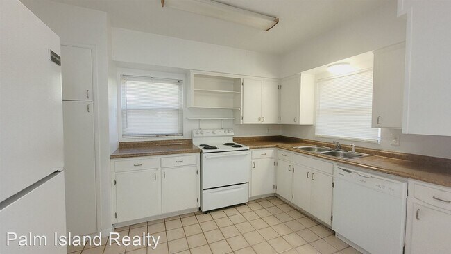 Building Photo - 1 br, 1 bath House - 4500 Dr. Martin Luthe...