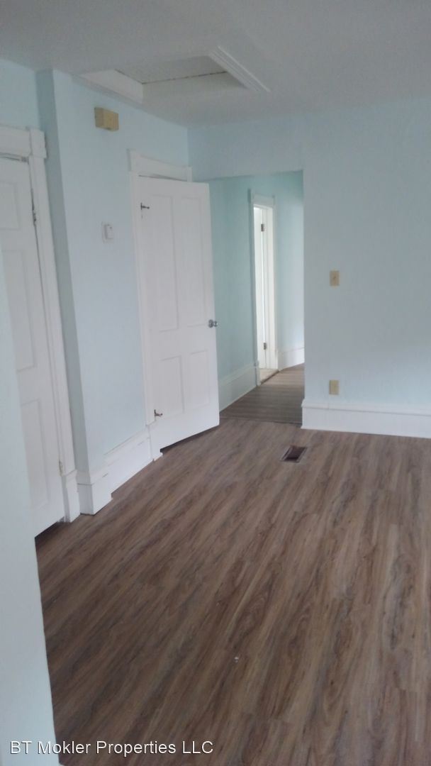 907 Jackson St, Oshkosh, WI 54901 - Room for Rent in Oshkosh, WI ...