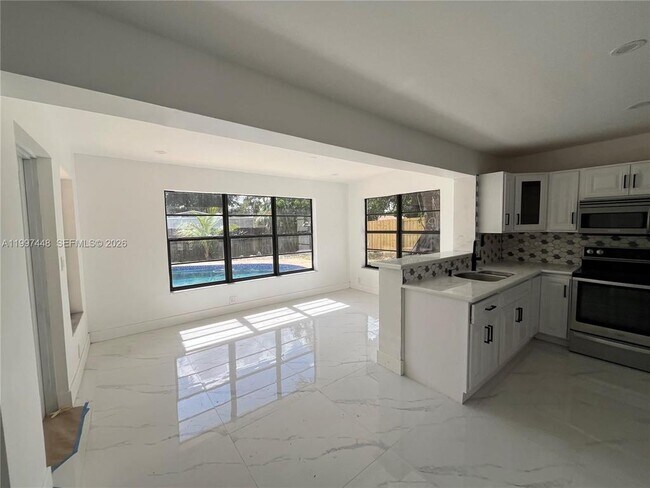 Foto del edificio - 6370 Atlanta St
