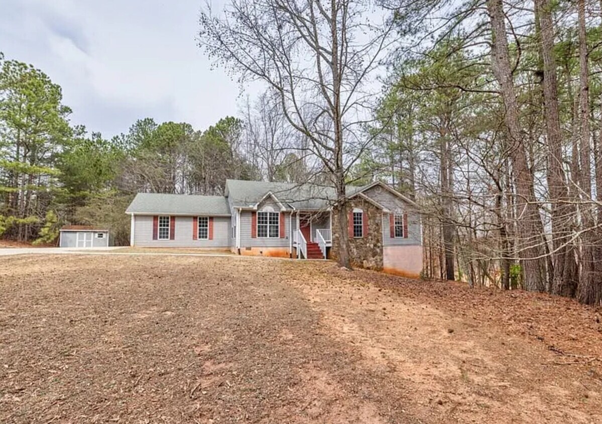 Foto principal - 2935 Pruitt Rd