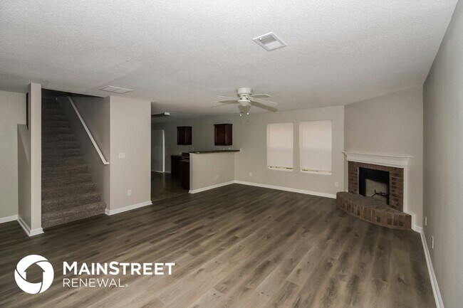 Building Photo - 10209 Cottage Farms Dr