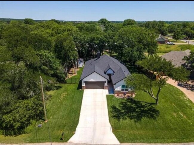 Foto del edificio - 1418 Cheyenne Trl