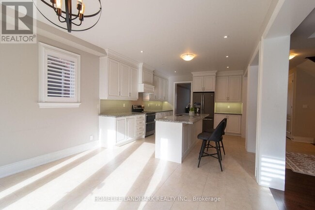 Photo du bâtiment - 2128 Lillykin St