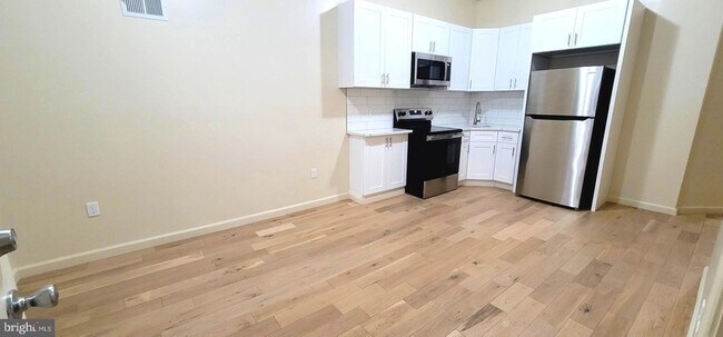 Foto del edificio - 1219 W Silver St