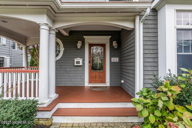 Foto del edificio - 412 Chicago Blvd