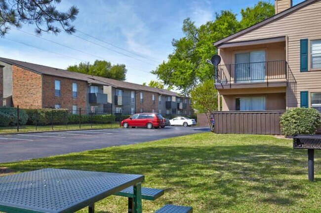 Building Photo - 1 bedroom in Dallas TX 75254