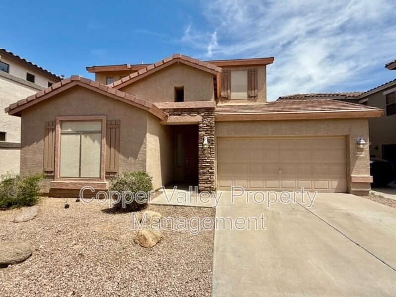 Foto principal - 2694 E Remington Pl