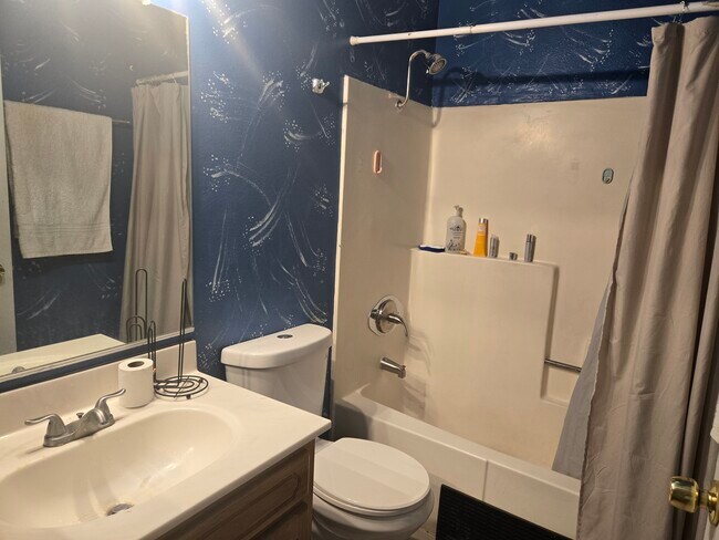 Foto del edificio - 5488 Dobbs St