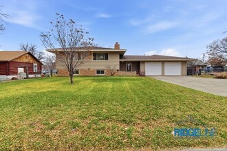 Building Photo - 1518 11th Ave S