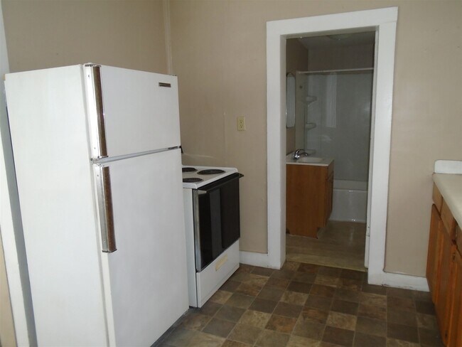 Foto del edificio - 7325 Old Trail Rd