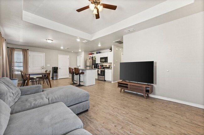 Building Photo - 3 Bed 2 Bath in Heart of Lubbock