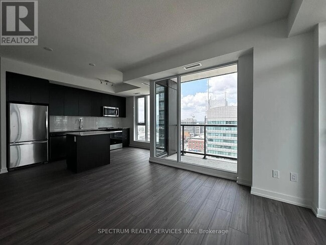 Building Photo - 55 Duke St W