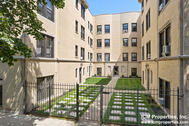 Foto del edificio - 1630 W Sunnyside Ave