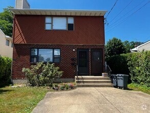 Building Photo - 1 Mohegan Ave