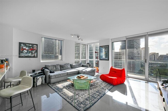 Foto del edificio - 500 Brickell Ave