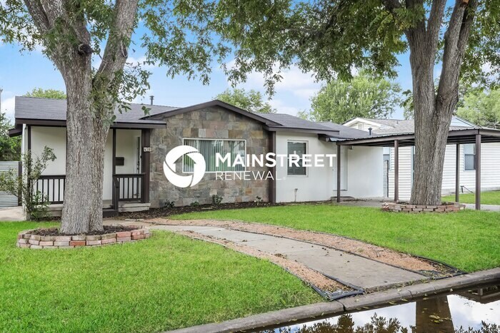Foto principal - 3 Bedroom Pet-Friendly Home in San Antonio...