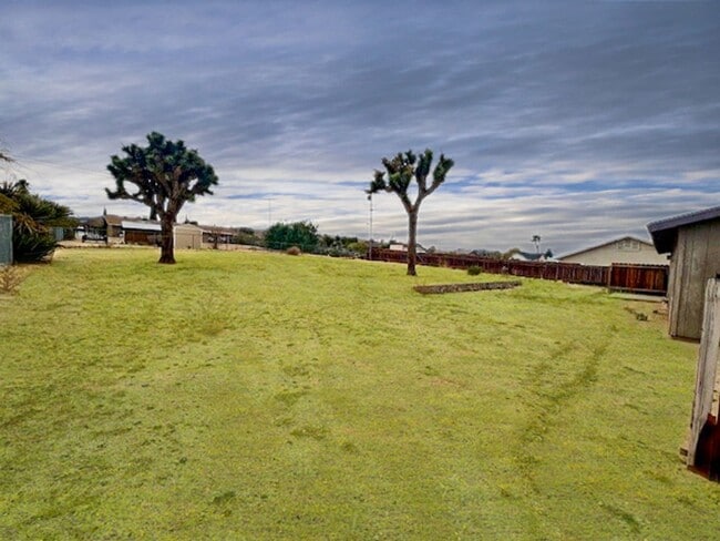 Foto del edificio - 3-bedroom 2 bath Home with Central AC - Fully Furnished