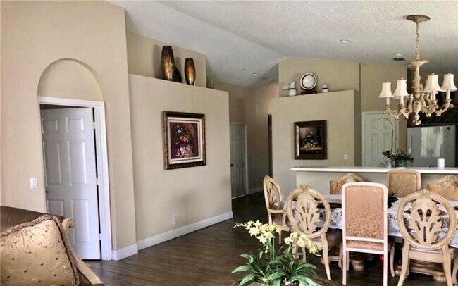 Building Photo - 1770 Sawgrass Cir