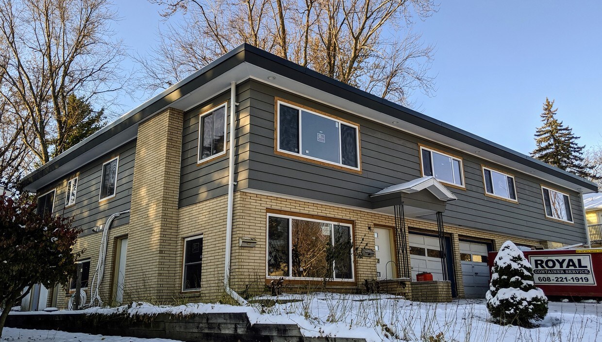 Building Photo - 5121 Tokay Blvd