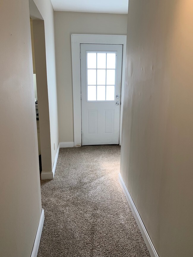 Building Photo - 2726 Grand Ave S