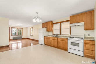 Building Photo - 24 Pilgrim Ave