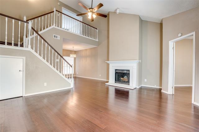 Foto del edificio - 12660 Hillcrest Rd