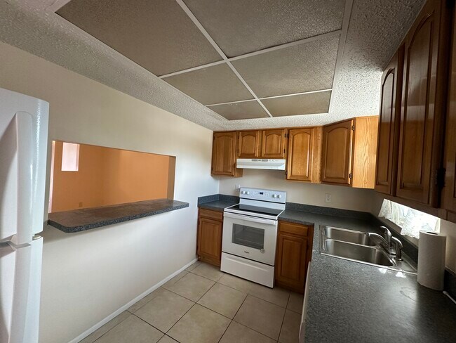 Foto del edificio - 2163 Alicia Dr